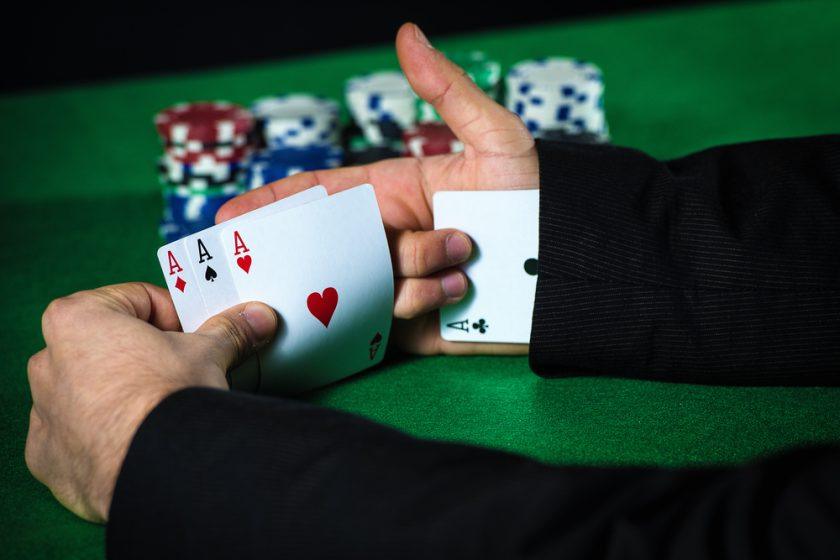 What is Ghosting in Online Poker and How to Avoid It?